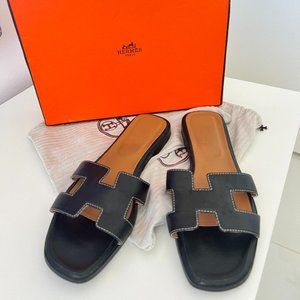 Hermes Black Leather Oran Sandal SZ 40 (US 9)